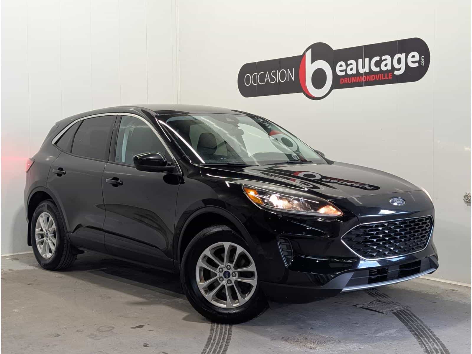2021 Ford Escape SE - Image 1