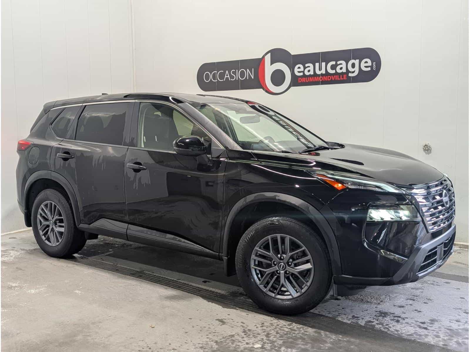2024 Nissan Rogue S - Image 1