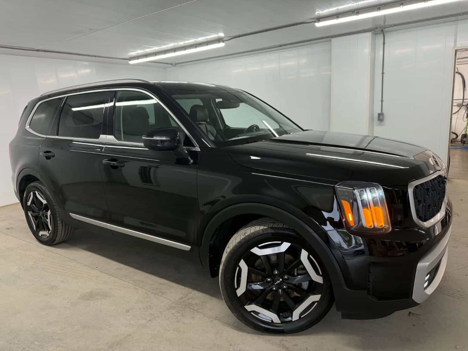 2024 Kia Telluride EX - Image 1