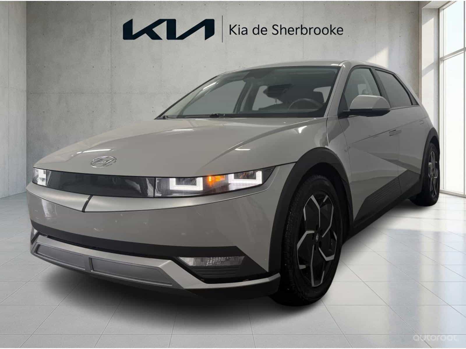 2022 Hyundai Ioniq 5 Preferred Long Range - Image 1