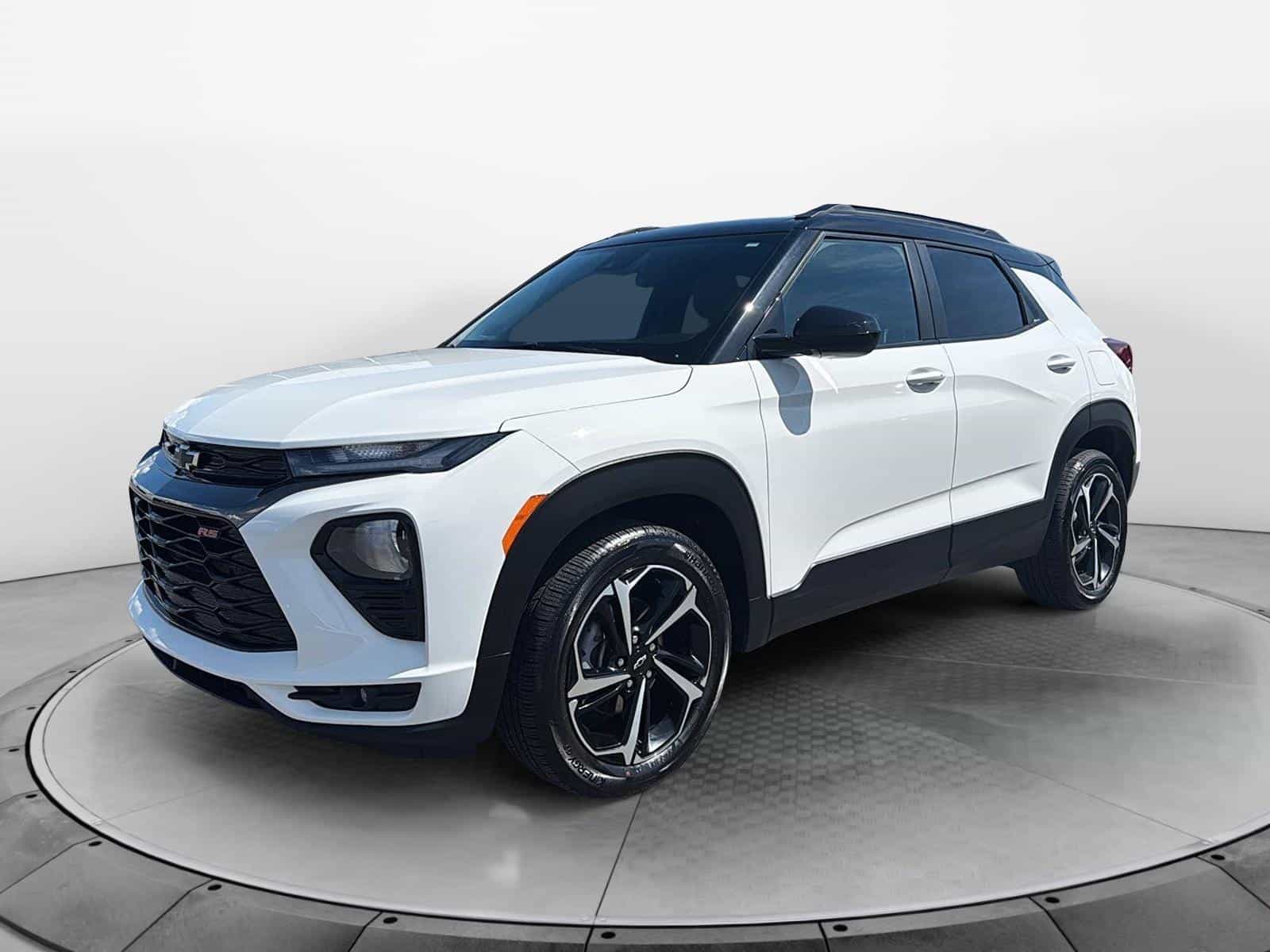 2023 Chevrolet Trailblazer RS - Image 1