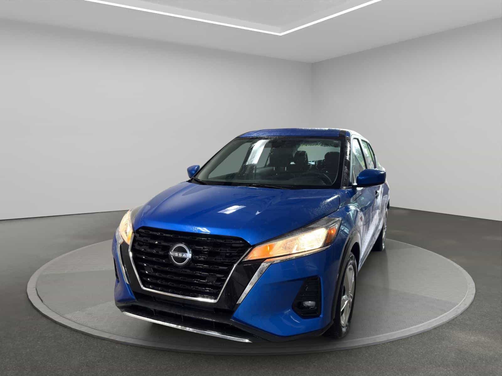 2024 Nissan Kicks S - Image 1