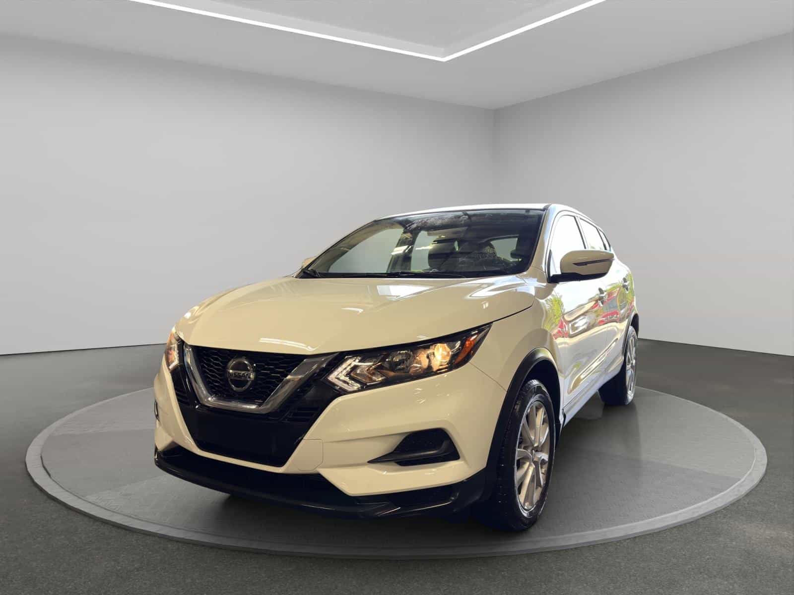 2023 Nissan Qashqai S - Image 1