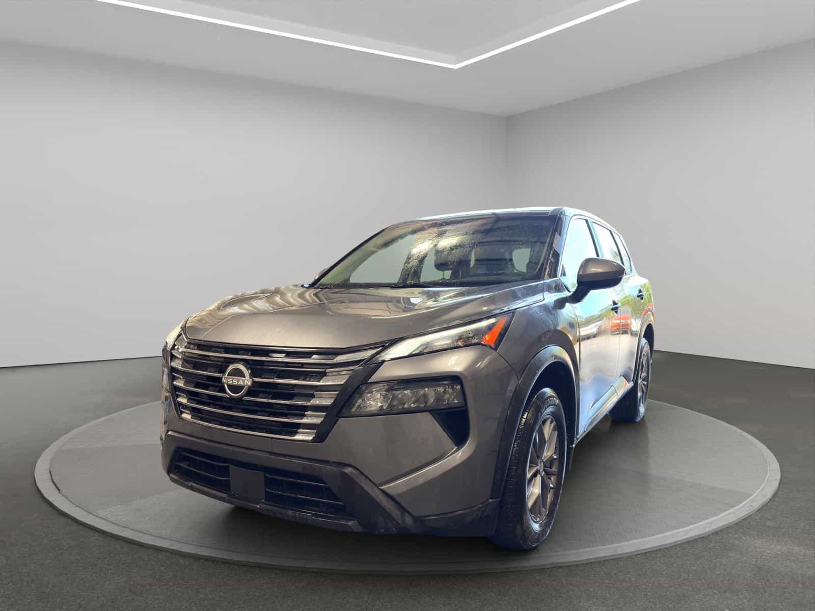 2024 Nissan Rogue S - Image 1
