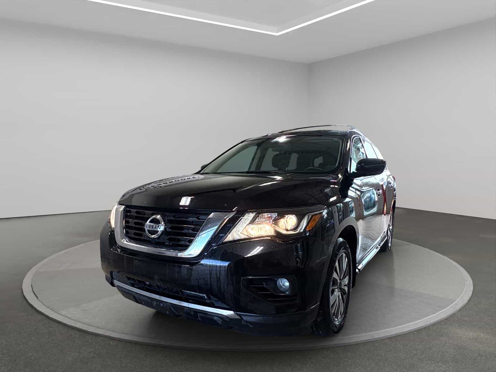2019 Nissan Pathfinder SV - Image 1