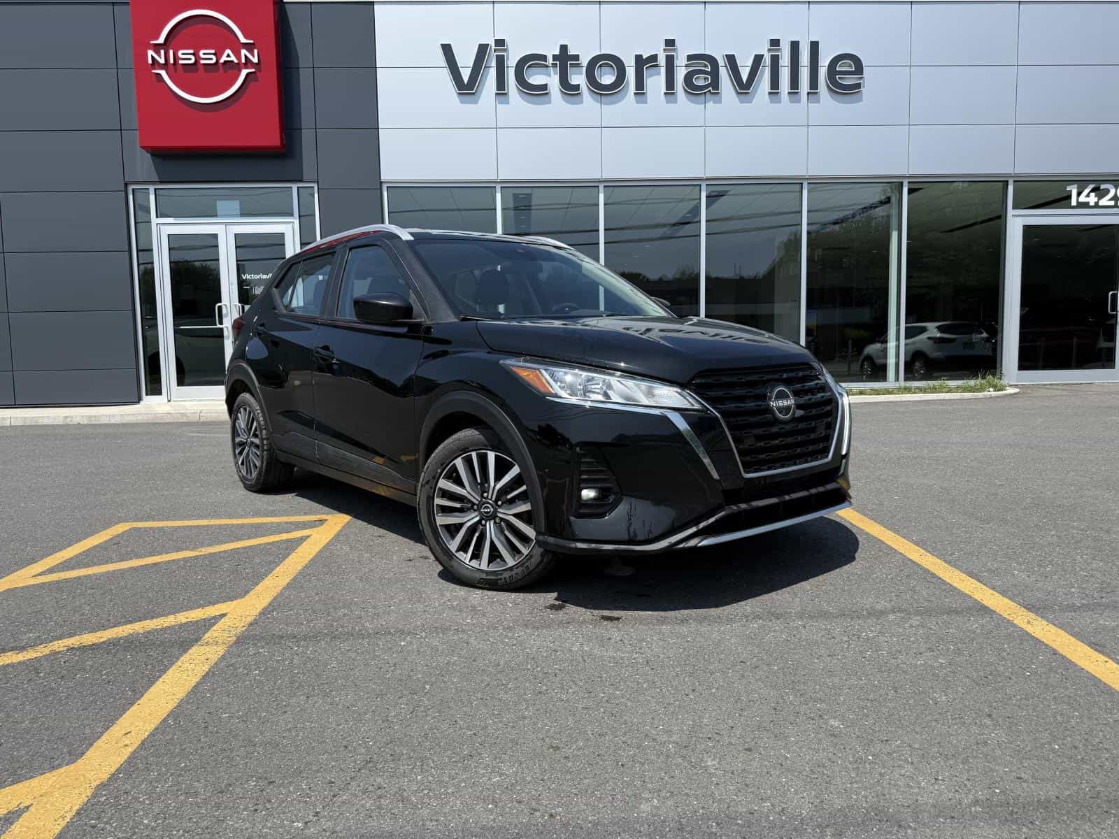 2022 Nissan Kicks SV - Image 1