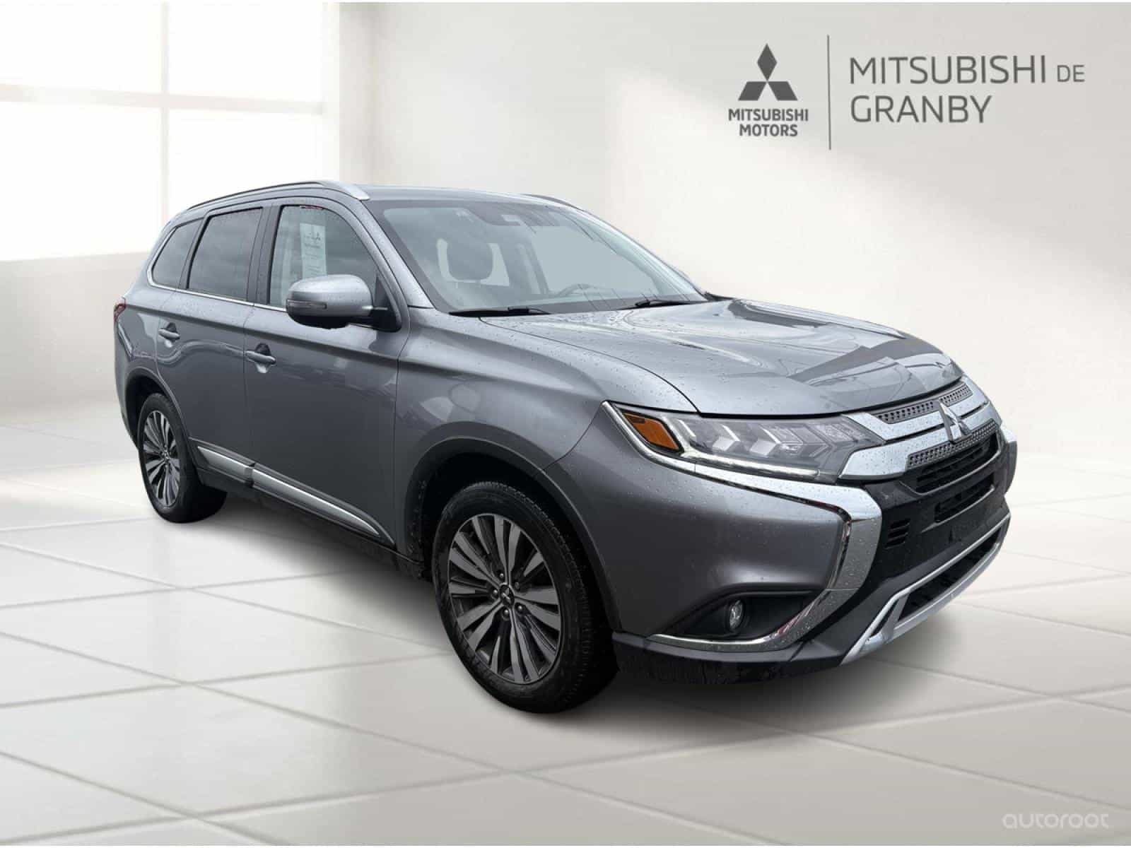 2020 Mitsubishi Outlander EX-L - Image 1