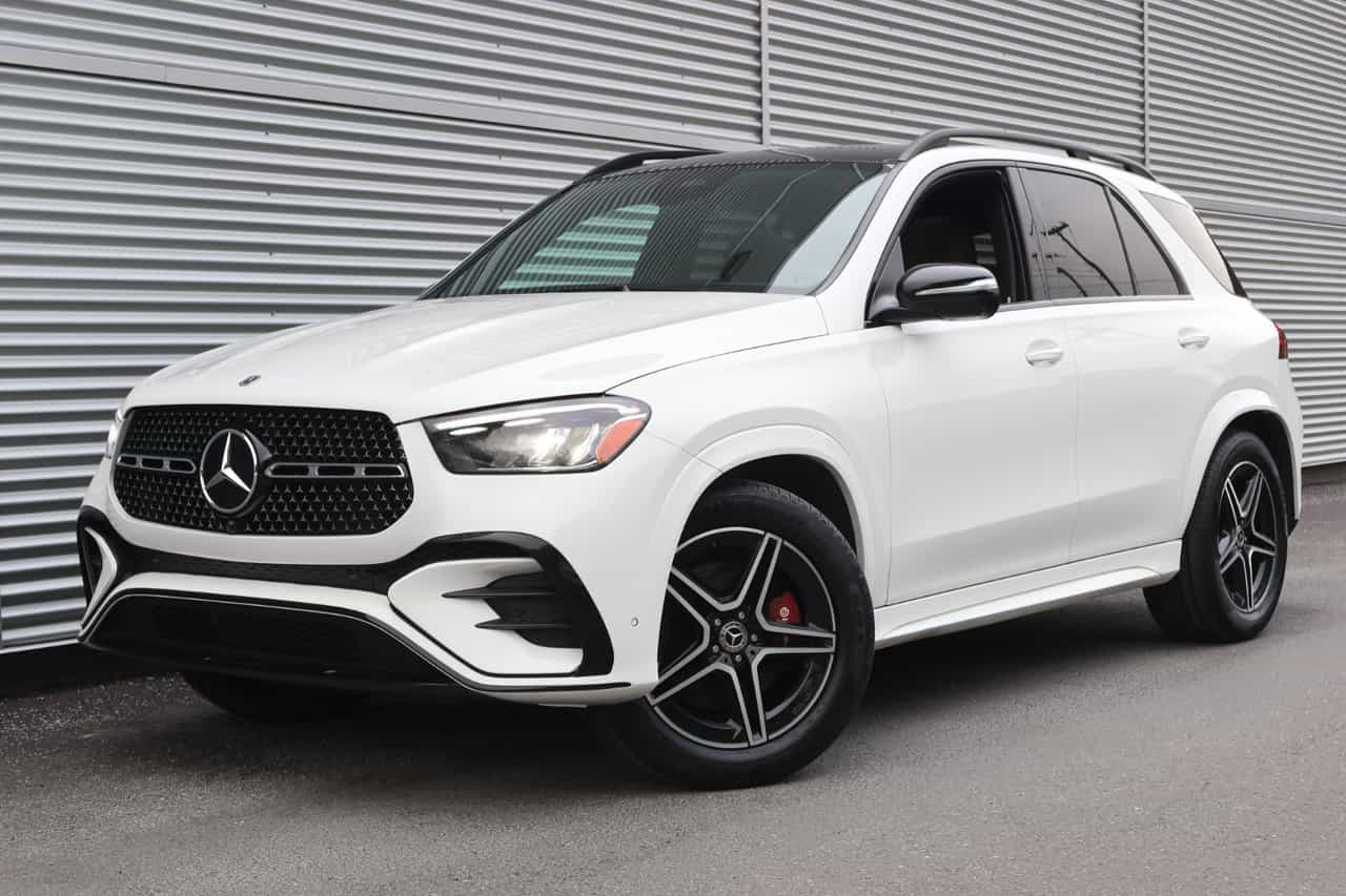 2025 Mercedes-Benz GLE GLE450 - Image 1
