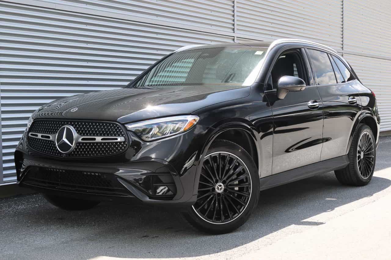 2024 Mercedes-Benz GLC GLC300 - Image 1