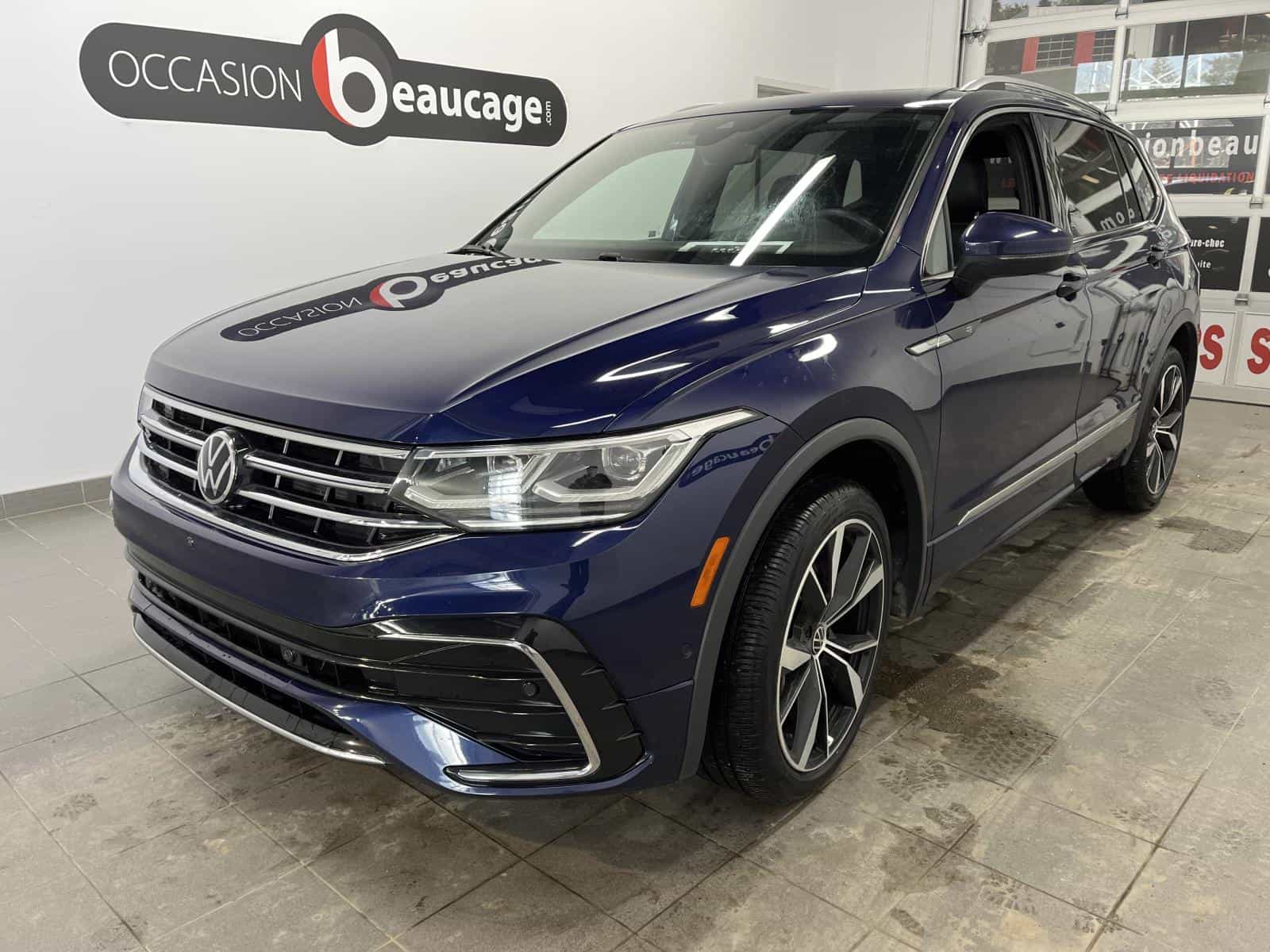 2022 Volkswagen Tiguan Highline R-Line - Image 1