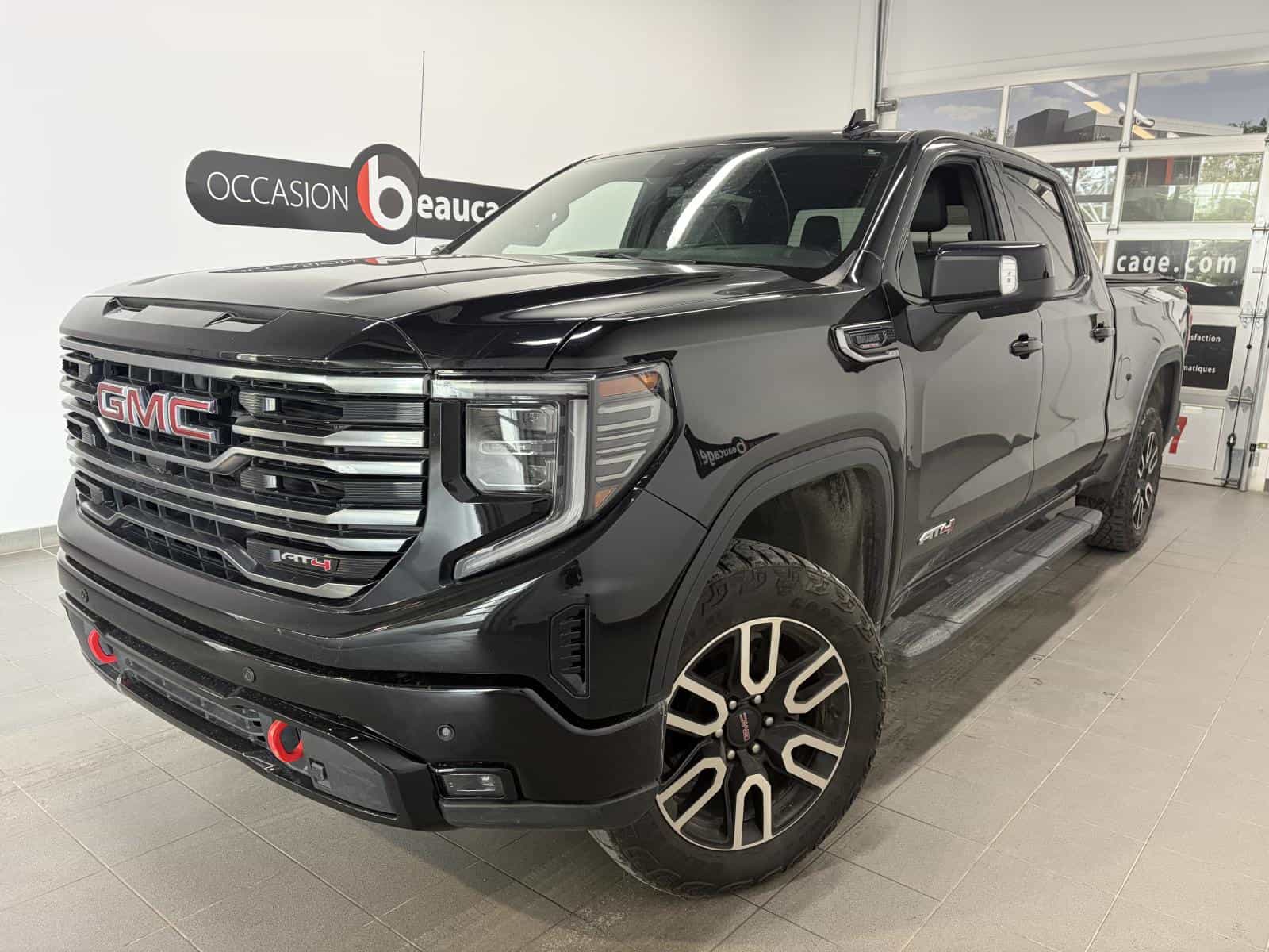 2025 GMC Sierra 1500 AT4 - Image 1