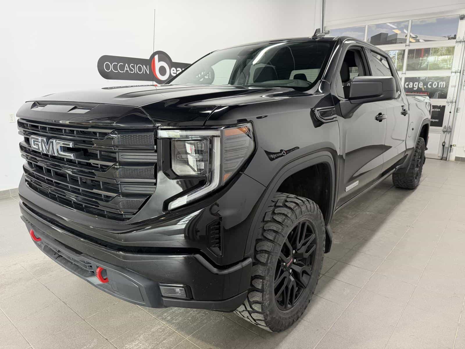 2024 GMC Sierra 1500 Elevation - Image 1