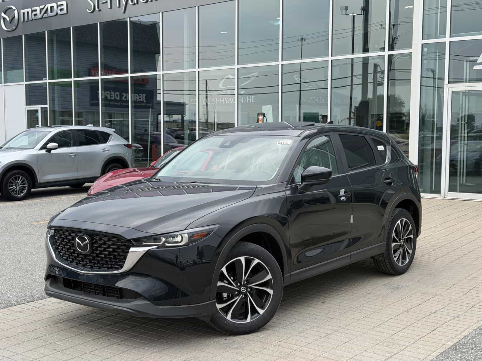 2025 Mazda CX-5 GS Comfort - Image 1