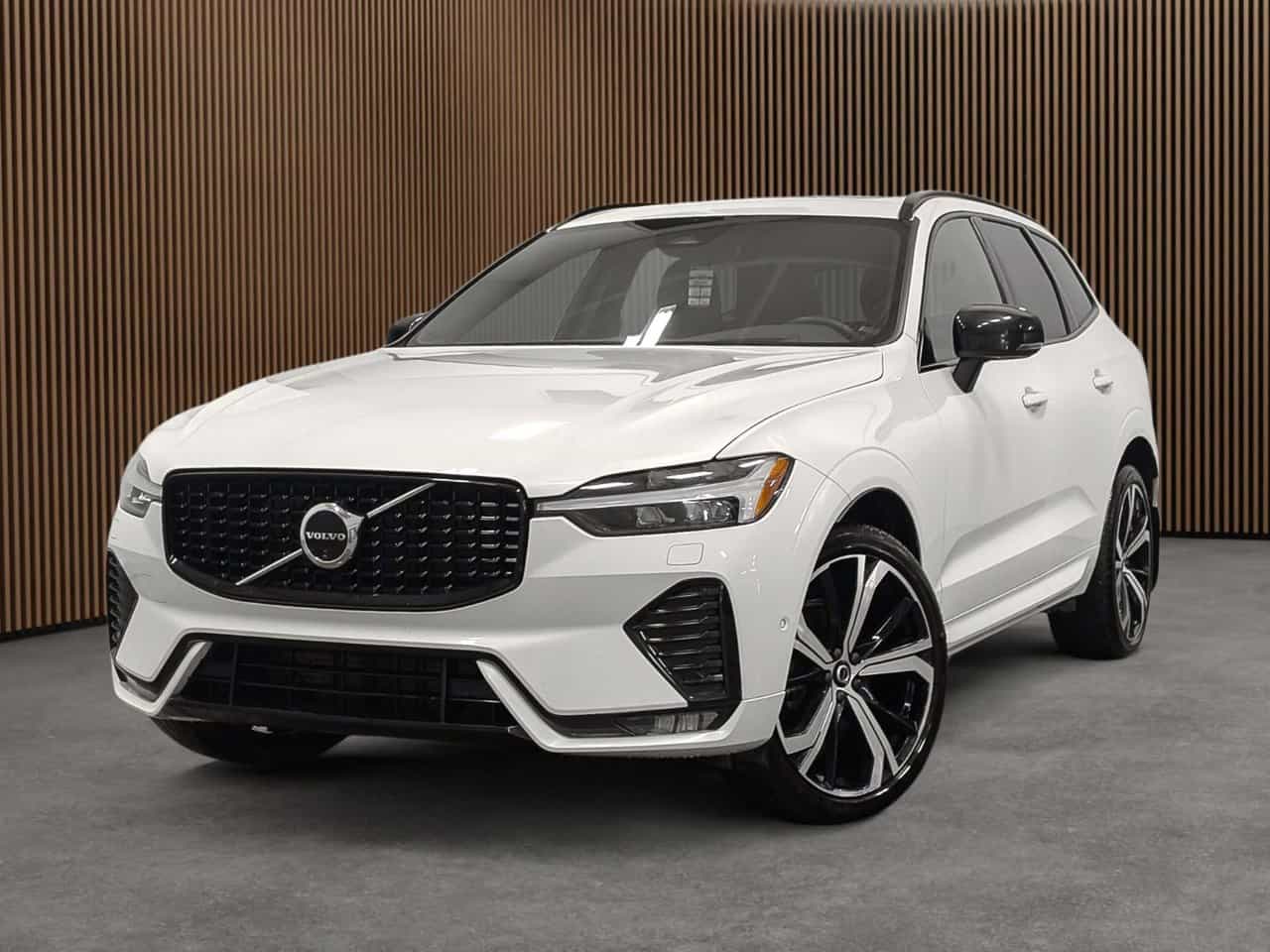 2024 Volvo XC60 B5 - Ultimate - Image 1