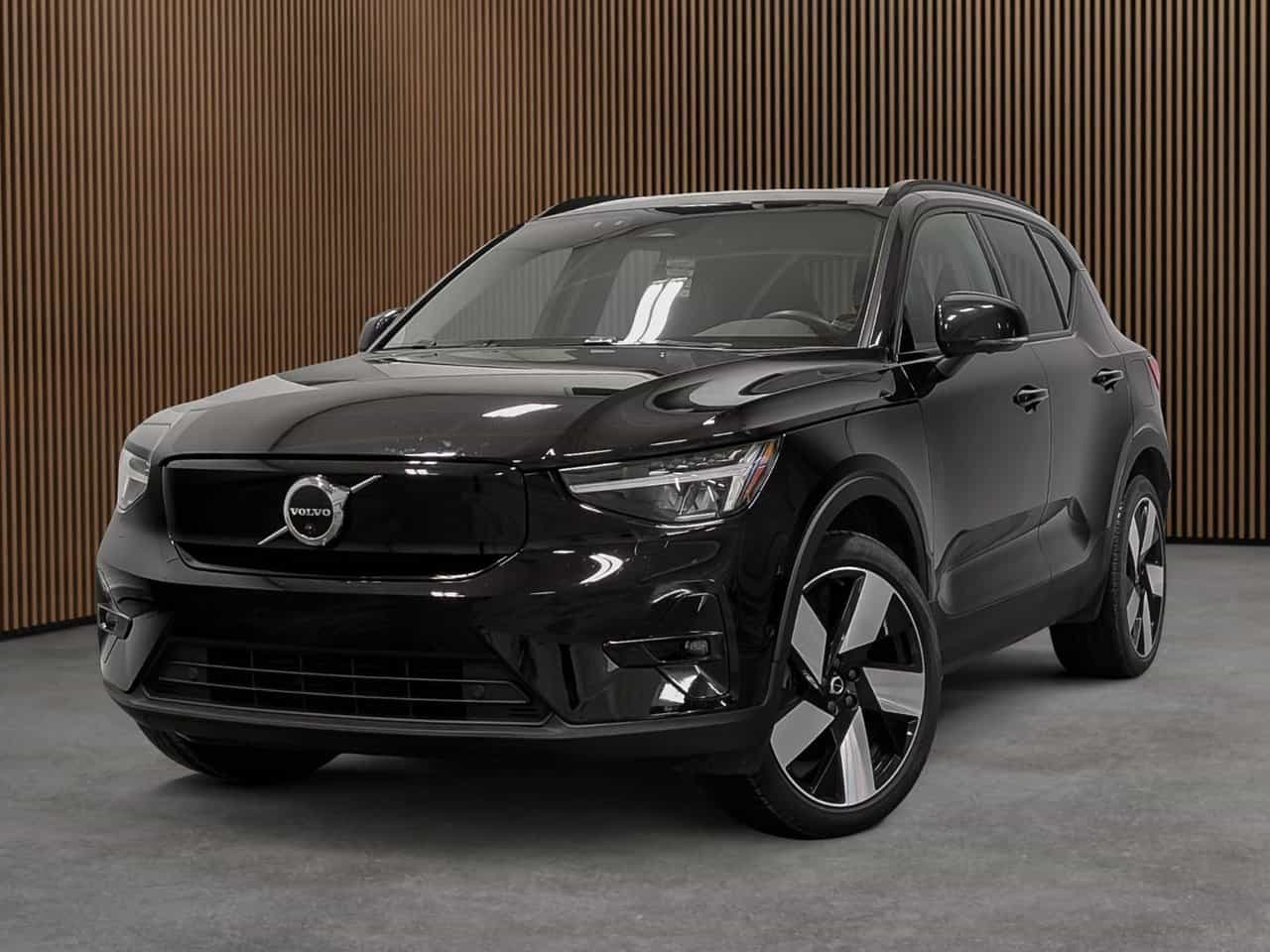 2023 Volvo XC40 Recharge Ultimate - Image 1